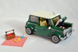 Mini Cooper z klocków LEGO