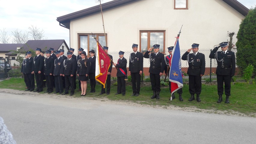 W Brzezinkach jest teraz odnowiony krzyż.