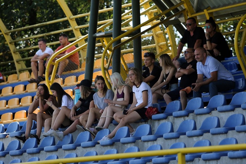 Centralna Liga Juniorów: kibice na meczu Wisły Kraków z Zagłębiem Lubin w Zabierzowie [ZDJĘCIA]