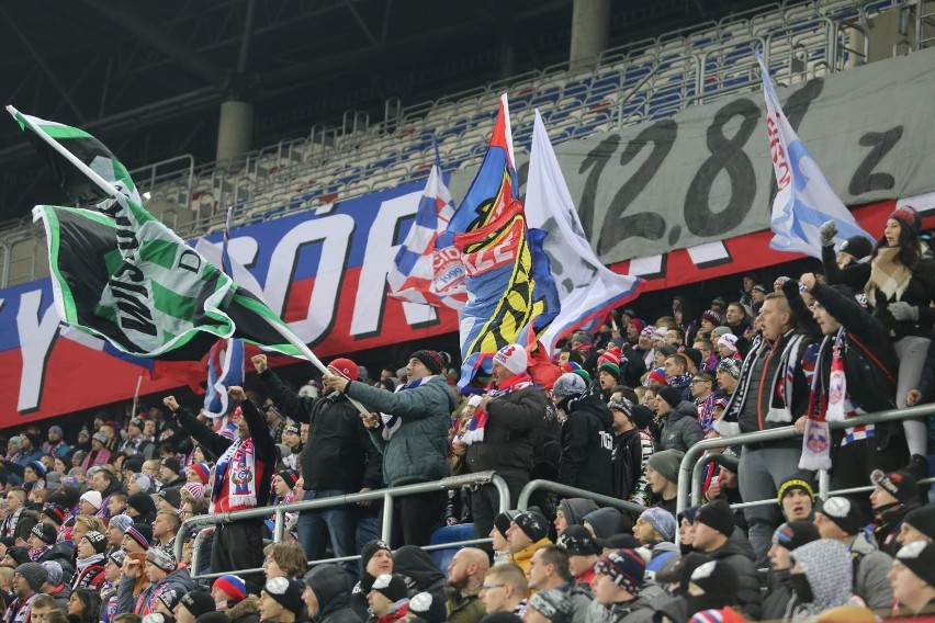 Górnik Zabrze, zgody: Wisłoka Dębica...