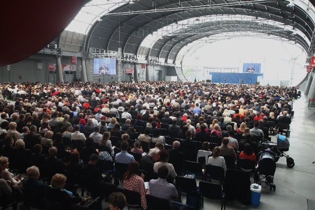 W Targach Kielce spotkało się blisko cztery tysiące Świadków Jehowy