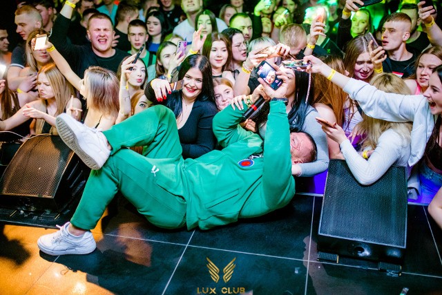 W sobotę, 18 marca w Lux Clubie w Brzozowej wystąpił Popek. Tłumy fanów pojawiły się na koncercie. Zobaczcie zdjęcia