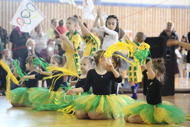 Przedszkole Nr 2 Delfinki. Grupa Motylki Taniec Olimpiadę w Rio czas zacząć