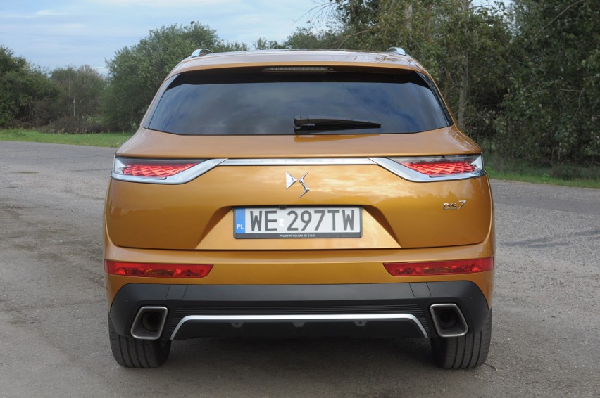 DS7 Crossback to obecnie najwyższa forma francuskiego ataku...