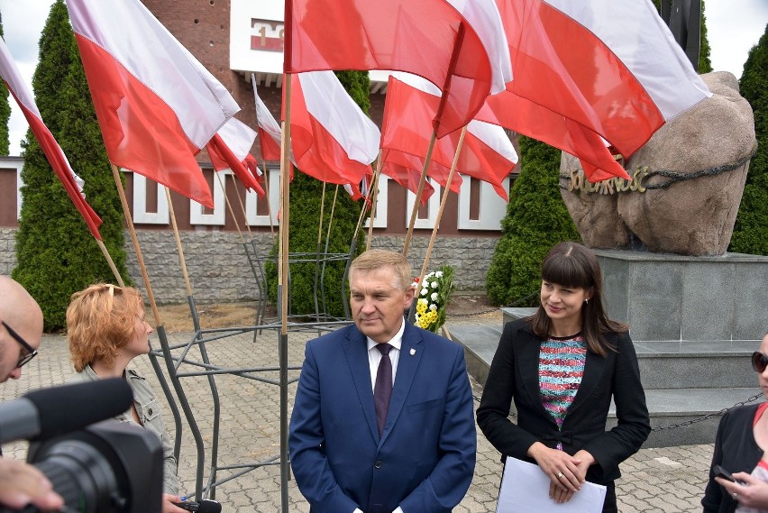 Rocznicę sierpniowych wydarzeń uczcił prezydent Tadeusz...