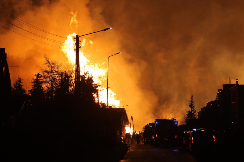 Murowana Goślina: Wybuch gazu i olbrzymi pożar pod Poznaniem