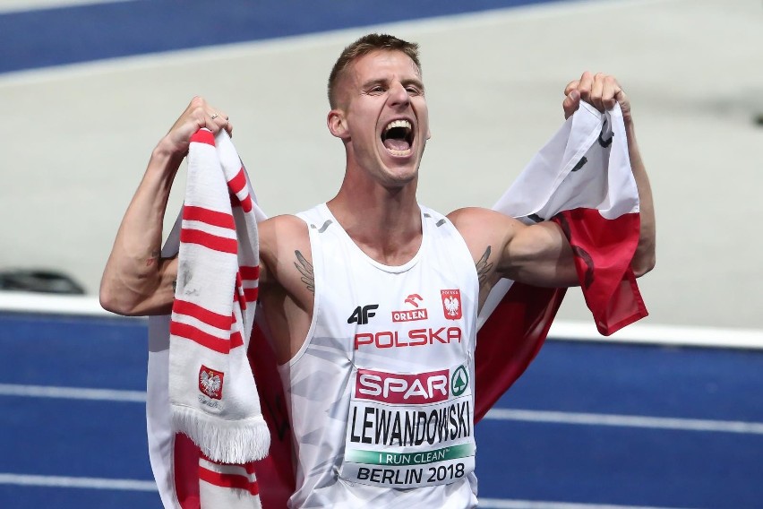 Marcin Lewandowski wywalczył w Dosze brązowy medal w biegu...