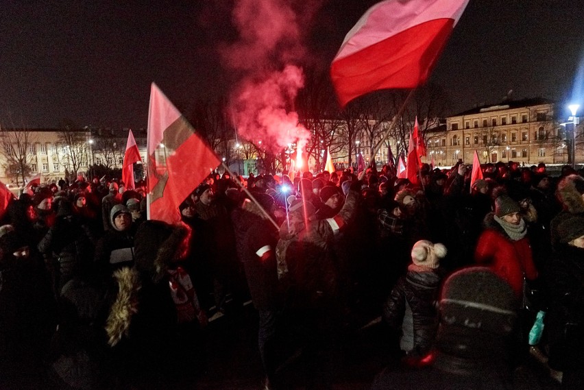 Wojewoda na marszu ONR w Lublinie. "W atmosferę antypolskości wpisali się niektórzy włodarze" (ZDJĘCIA, WIDEO)