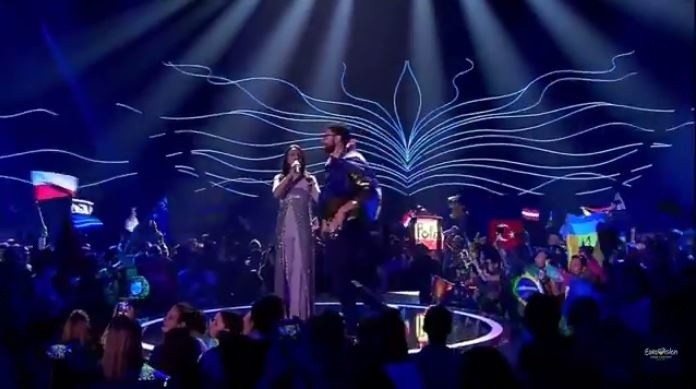Skandal na Eurowizji: mężczyzna obnażył się na scenie