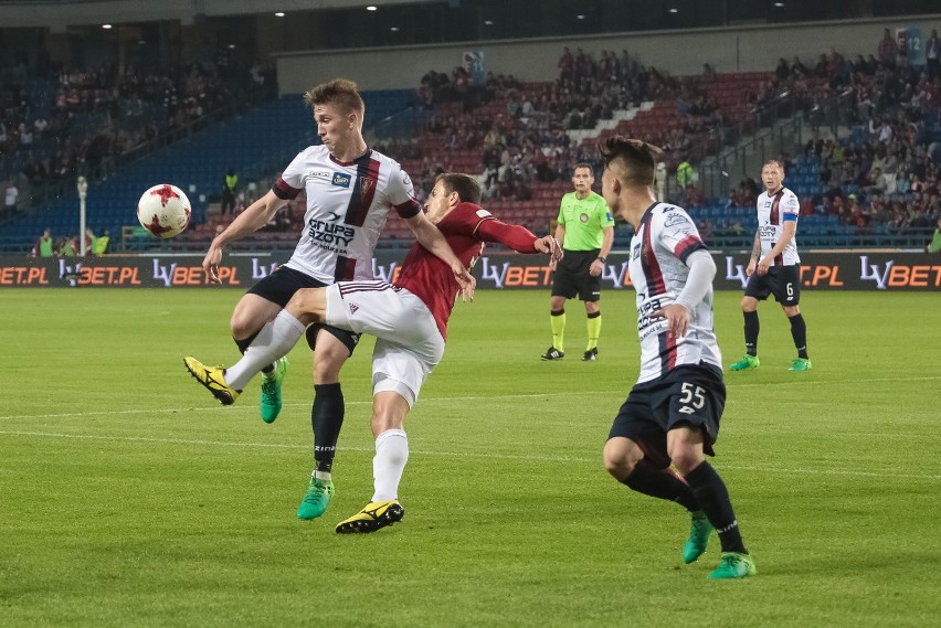 Wisła Kraków - Pogoń Szczecin 4:0.