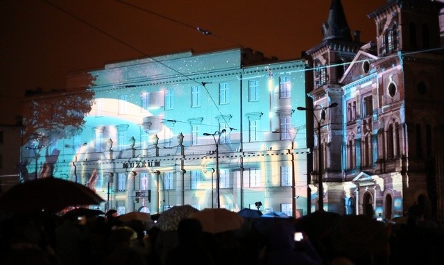 Festiwal Kinetycznej Sztuki Światła to impreza ciesząca się niezwykłą popularnością. W 2017 r. zgromadziła 650 tys. widzów.