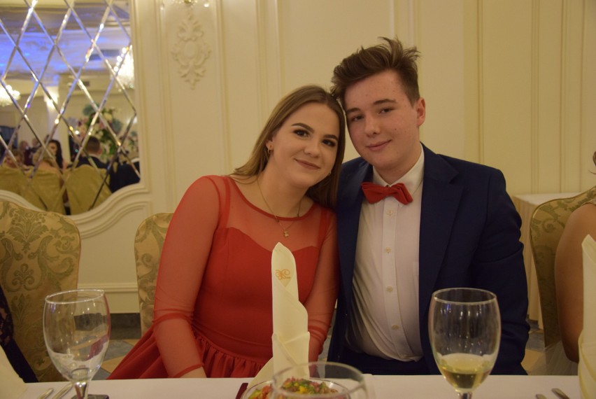 Studniówka 2019 Bal LO Mońki w Dworze Czarneckiego [ZDJĘCIA, WIDEO]