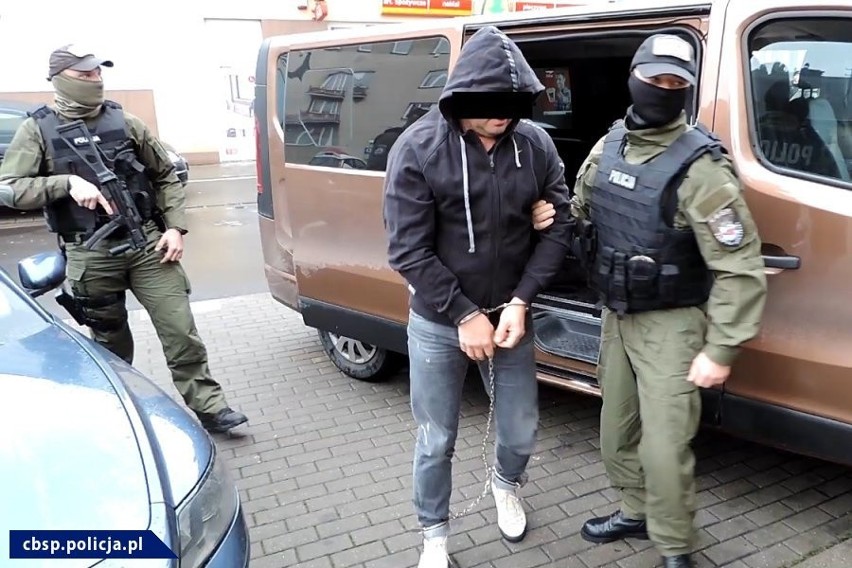 Policjanci CBŚP z Bydgoszczy zatrzymali podejrzanego o...
