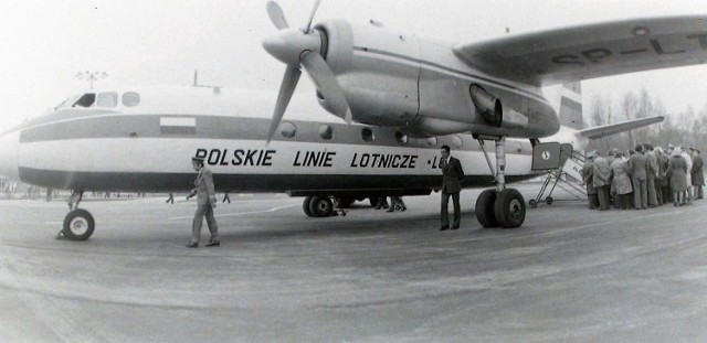AN-24 podczas przygotowań do pierwszego lotu na linii Słupsk – Warszawa