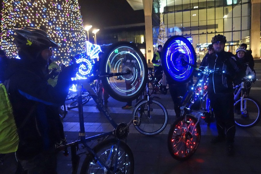 Ostatni Night Biking 2014 [ZDJĘCIA]