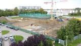 Powstaje kompletnie nowy basen we Wrocławiu. Czy zostanie wykonany na czas? [ZDJĘCIA]