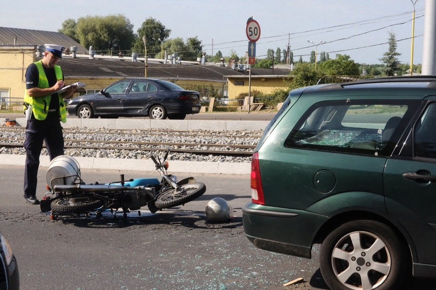 Potrącenie motorowerzysty na ul. Gdańskiej.