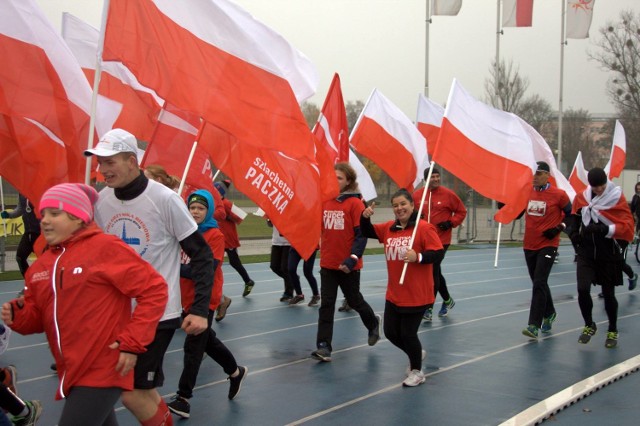 Wolontariusze Szlachetnej Paczki z Radomia nie odpoczywają. W listopadzie brali udział w Biegu Niepodległościowym, a już w niedzielę włączą się w Bieg Mikołajkowy.