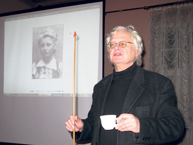 Profesor Włodzimierz Stępiński podczas spotkania w Muzeum Oręża Polskiego w Kołobrzegu. 