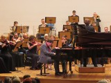 Kolejna odsłona Międzynardowego Festiwalu Muzycznego "Klasyka bez granic". Zabrzmiał koncert fortepianowy Maurice'a Ravela