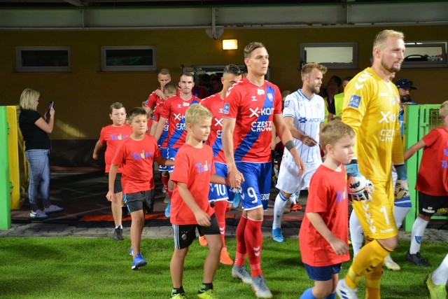 Piłkarze Rakowa znów zagrają na stadionie w Bełchatowie