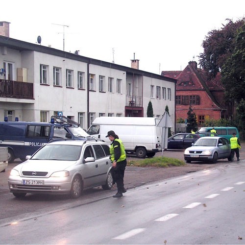 Kompleksowa kontrola drogowa na ul. Drawskiej w Złocieńcu.