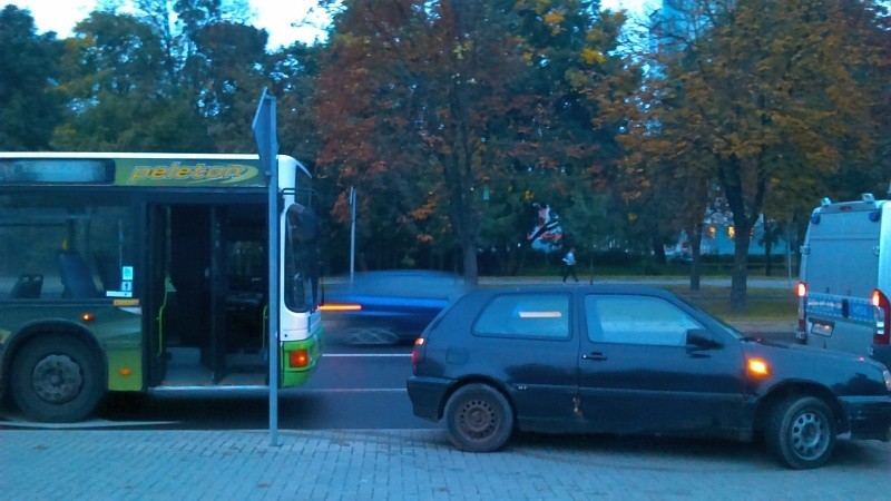 Według naszego Czytelnika do kolizji doszło około godz. 19....