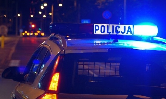 Służby interweniowały na ul. Sobieskiego w Kętach, gdzie 16-latek został potrącony przez samochód osobowy
