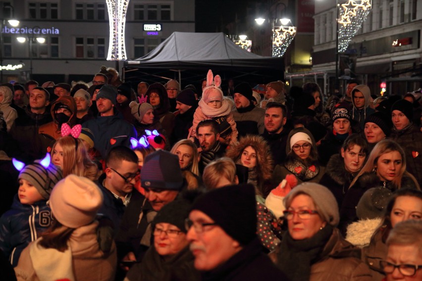 Światełko do nieba, licytacje i koncert Feel na finał WOŚP w...