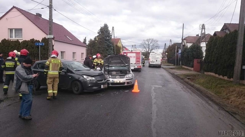 Tarnów Opolski: Zderzenie dwóch samochodów osobowych