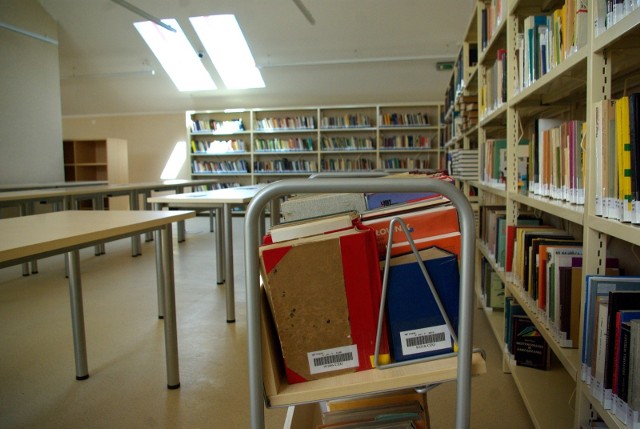 Z książek zam&oacute;wionych w dowolnej czytelni w bibliotece będzie można skorzystać na miejscu, w Czytelni Czasopism.