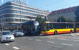 Zderzenie tramwaju i autobusu MPK Wrocław pod Renomą: "Ucierpiały tylko lusterka"