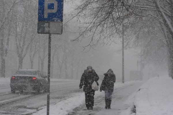 Dziś wieczorem może być bardzo niebezpiecznie na ulicach i chodnikach