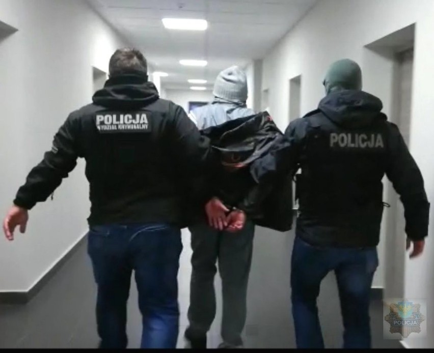 Autor postów groził politykom Platformy Obywatelskiej i pochwalał atak nożownika na Pawła Adamowicza