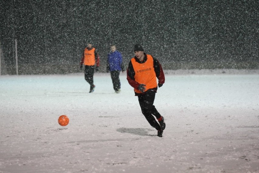 Sparing: Gryf Słupsk - KS Damnica 5:2