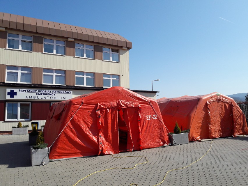 Bielsko-Biała: polowa izba przyjęć w Szpitalu Wojewódzkim 