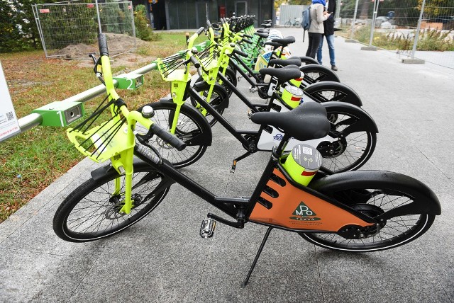Po e - hulajnogach i skuterach do Torunia dotarły rowery elektryczne.  Usługa jest komercyjna, a więc i stawki odpowiednio wysokie, ile kosztuje ta przyjemność?