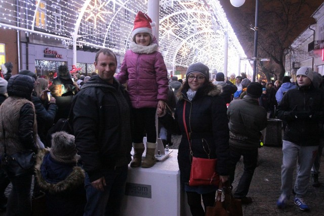 - Tunel robi wrażenie, bardzo nam się podoba - mówili Monika i Daniel Dygasowie i ich córka Daria.