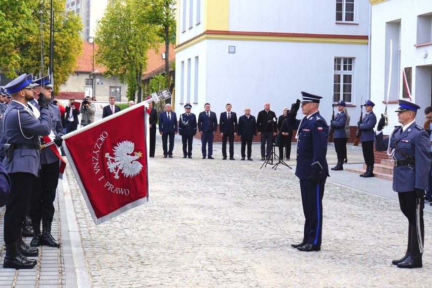 Marek Cekała zginął na służbie. Odsłonięcie tablicy...