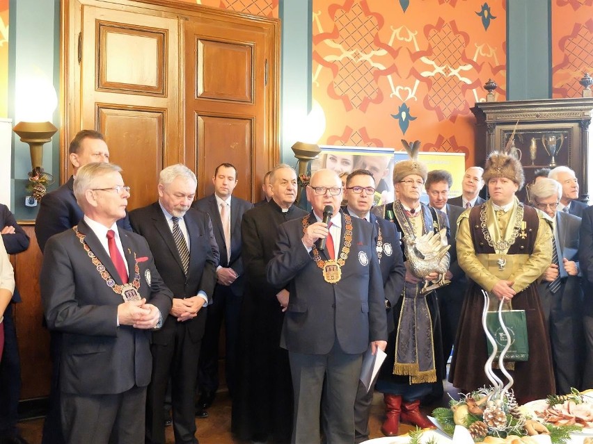 Spotkanie opłatkowe małopolskich rzemieślników, życzenia od metropolity i prezydenta miasta