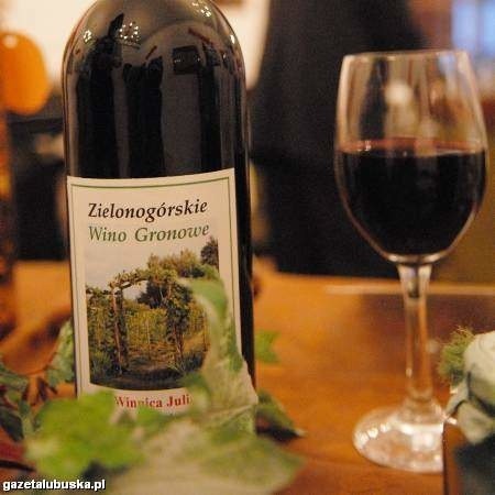 Na winiarskich dożynkach zaplanowano konkurs win (fot, Mariusz Kapała)