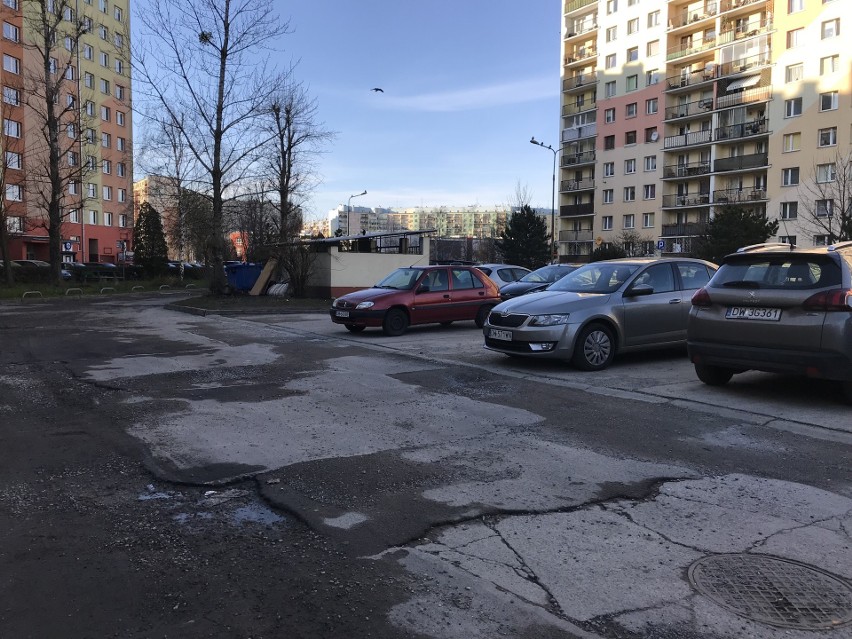 Zamiast klepiska powstanie porządny parking na Gaju