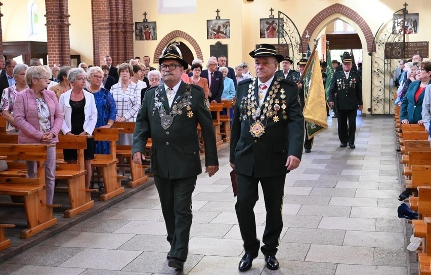 Uroczystości jubileuszowe rozpoczęła msza św. w kościele pw....