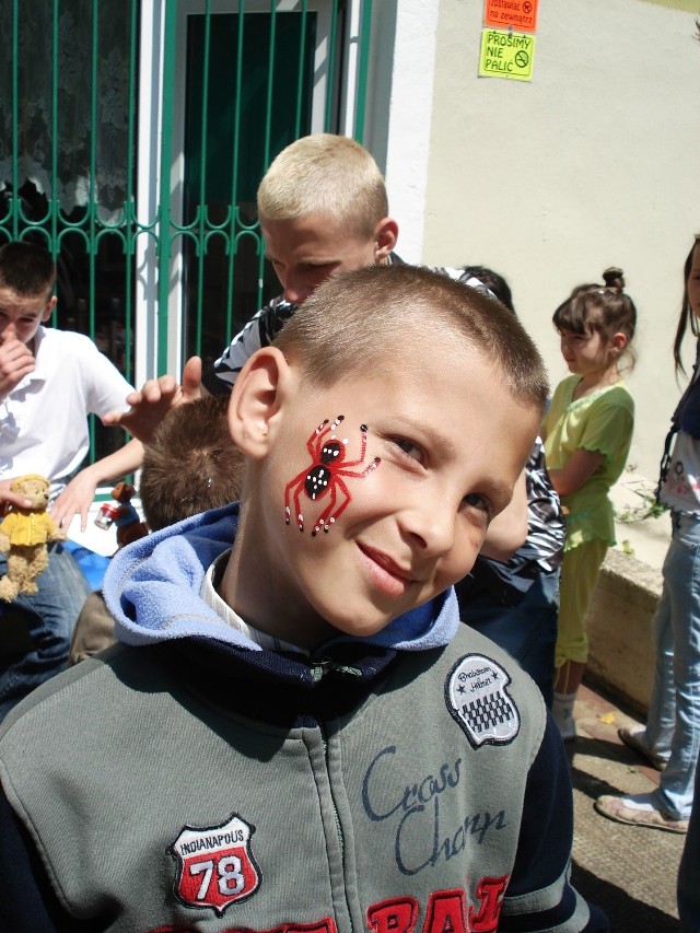 Jarek Goryński chwalił się tatuażem-pająkiem.