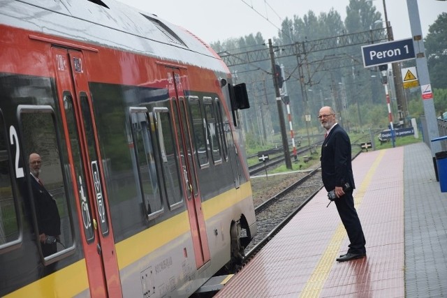 Zmiany w rozkładzie na poszczególnych trasach będą wprowadzane etapowo i wynikają właśnie z harmonogramu prac remontowych prowadzonych przez PKP PLK