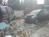 Wypadek na targowisku w Tarnogrodzie. 87-latek pomylił hamulec z gazem i wjechał w ludzi