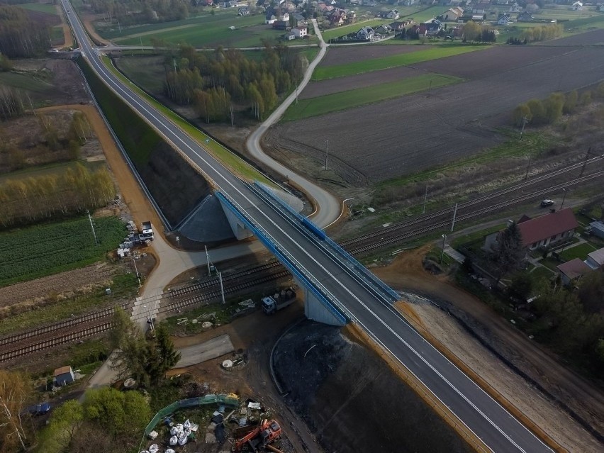 Od ponad trzech tygodni kierowcy mogą korzystać z obwodnicy...