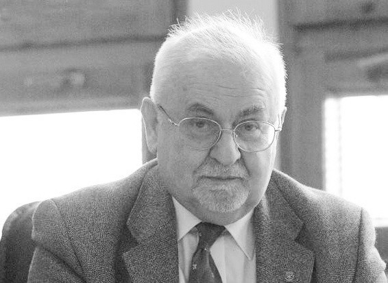 Profesor Jacek Fisiak zmarł w wieku 83 lat