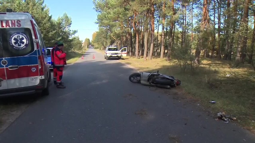 Motocyklista zginął. 37-latek jadący skuterem wypadł z drogi...