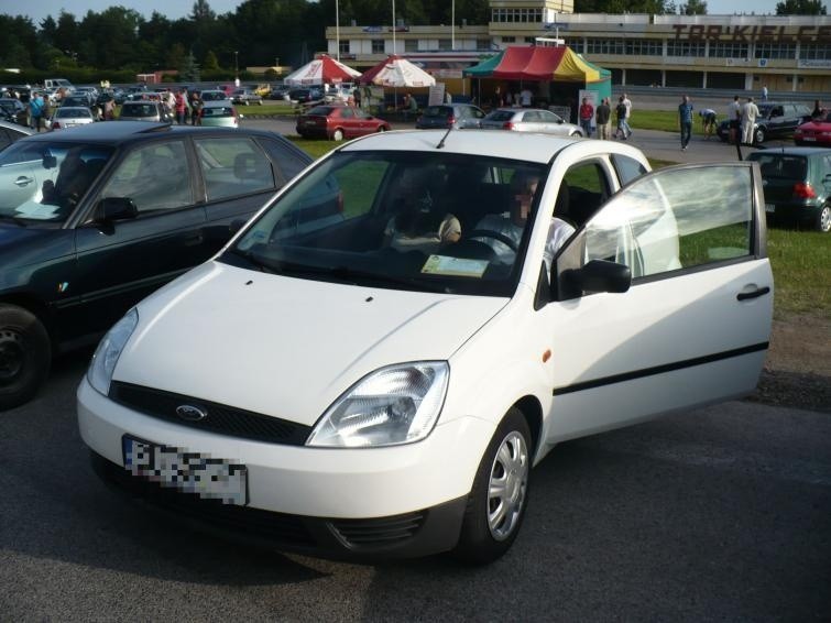 Giełdy samochodowe w Kielcach i Sandomierzu (07.07) - ceny i...